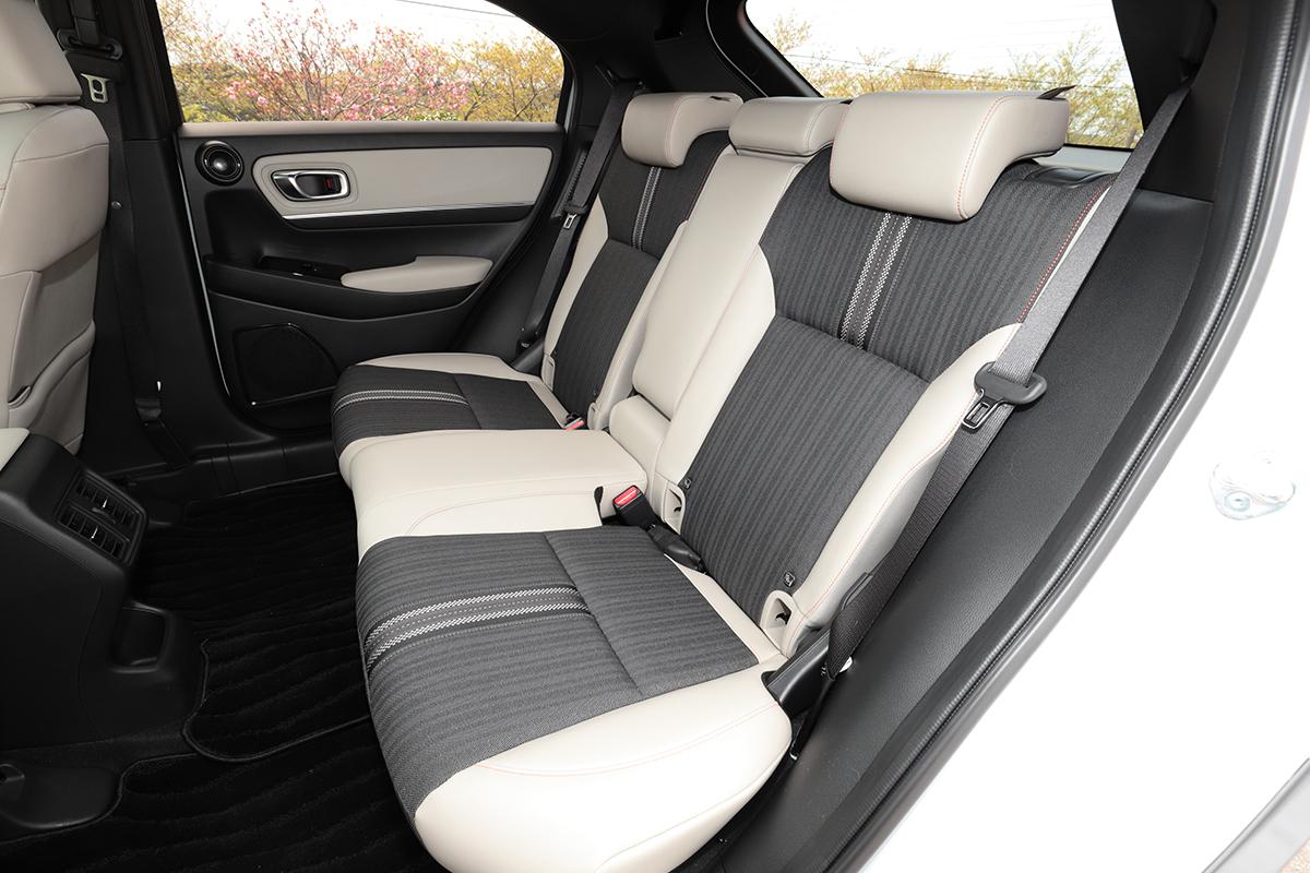 4月23日発売 227万90円から 新型ホンダ ヴェゼルの詳細が公開 自動車情報 ニュース Web Cartop 4月23日発売 227万90円から 新型ホンダ ヴェゼルの詳細が公開 自動車情報 ニュース Web Cartop