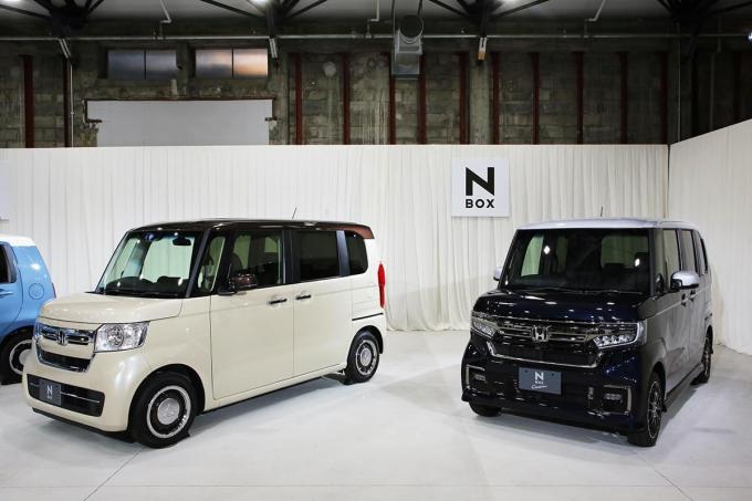 画像ギャラリー ダイハツのoemで軽自動車を販売するトヨタ なのに タント や ムーヴ など売れ筋モデル が 存在しない ワケ 画像1 自動車情報 ニュース Web Cartop