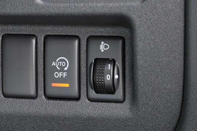 何のために付いている 最近のクルマにないワケは ヘッドライトの オートレベライザー とは 自動車情報 ニュース Web Cartop
