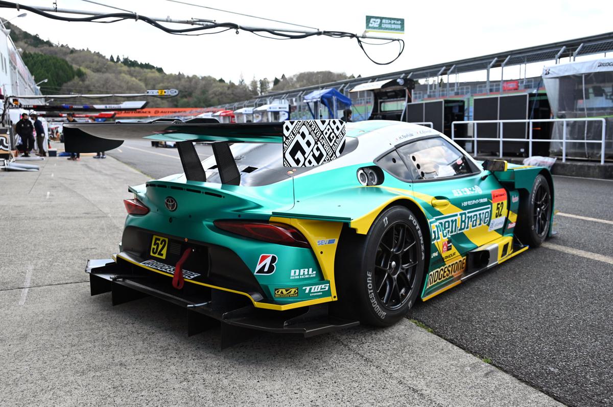 値段は高級住宅並 燃費はgt500より悪い スーパーgtのgt300に参戦する Grスープラ のもの凄い中身 自動車情報 ニュース Web Cartop 2ページ目