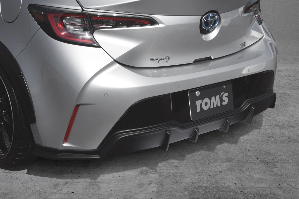 トムスが手掛けるカローラスポーツ スタイリングパーツシリーズ に純正マフラー用リヤバンパーディフューザーをラインアップに追加 Goo 自動車 トムスが手掛けるカローラスポーツ スタイリングパーツシリーズ に純正マフラー用リヤバンパーディフューザーをラインアップに追加 Goo 自動車