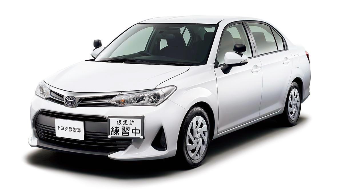 免許を取っても乗るのはハッチバックやsuv それでも 教習車 に不人気な セダン が選ばれるワケ 写真4 Goo 自動車