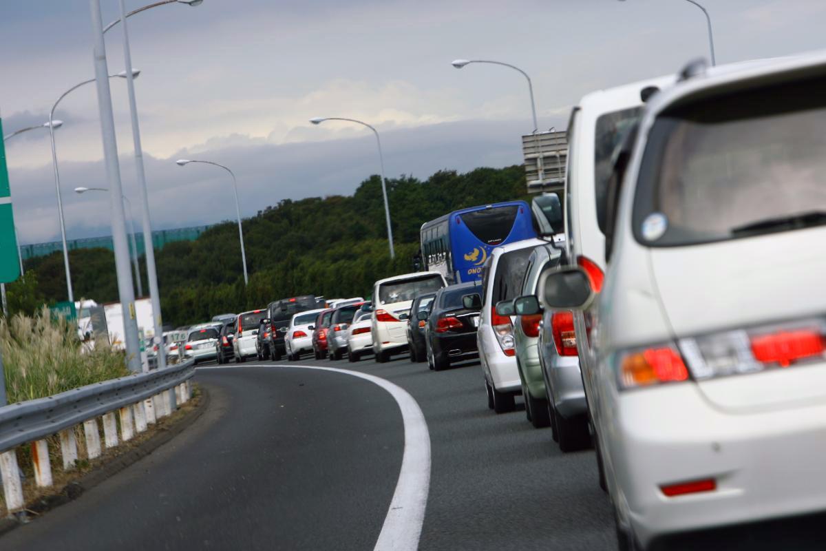 渋滞原因の多くは 道路 より ドライバー にあり 発生場所と渋滞を発生させる運転とは 自動車情報 ニュース Web Cartop