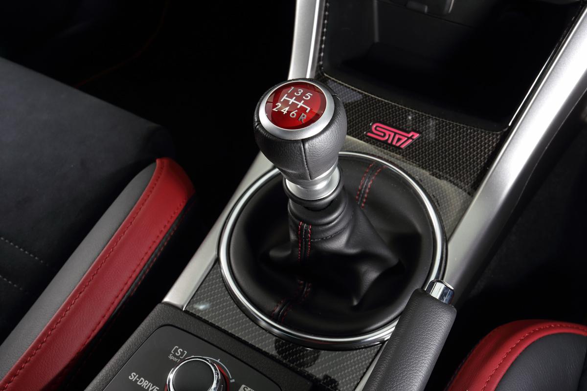 同じメーカーなのに 違う 場合も Mtの リバースギヤ の位置はなぜバラバラなのか 自動車情報 ニュース Web Cartop 2ページ目 同じメーカーなのに 違う 場合も Mtの リバースギヤ の位置はなぜバラバラなのか 自動車情報 ニュース Web Cartop 2ページ目