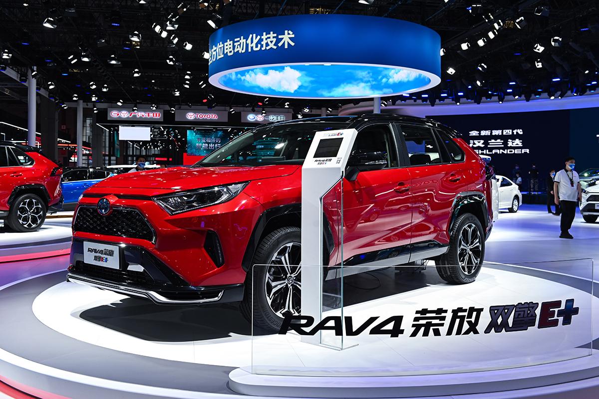 ザ 日本車の クラウン 中国 アメリカ ロシアに中東など海の向こうで 驚きの人気っぷり だった 写真6 Goo 自動車