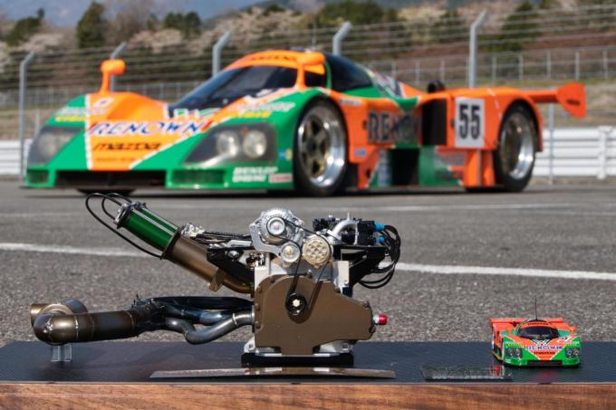 MZRacingからマツダ787Bに搭載された名機「R26B」エンジンの1/6スケールモデルが発売! エキマニ&マフラー付きの本格派