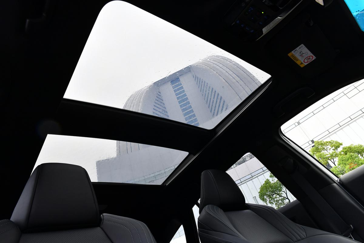 いまドヤ感の薄い ステルス高級車 がバカ売れ レクサスよりもハリアーの オプションてんこ盛り が求められる理由 自動車情報 ニュース Web Cartop いまドヤ感の薄い ステルス高級車 がバカ売れ レクサスよりもハリアーの オプションてんこ盛り が求められる理由 自動車情報 ニュース Web Cartop