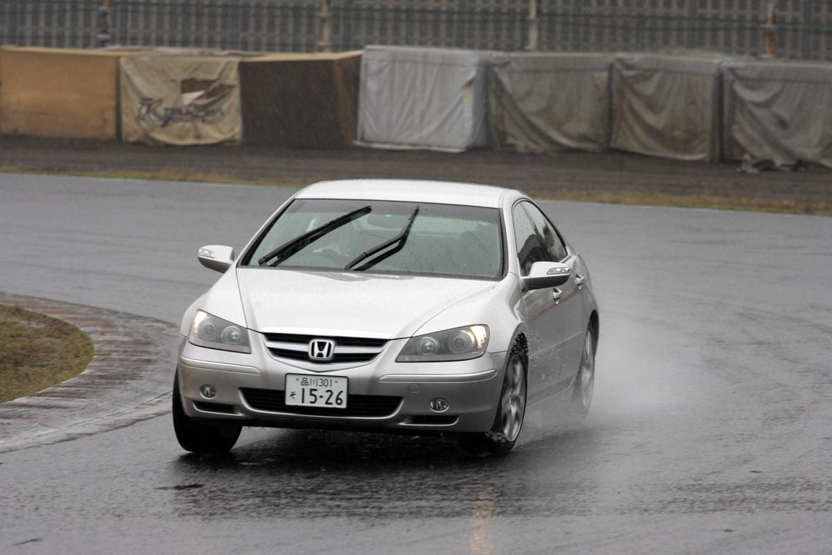 衝撃のハイパフォーマンスが激安で買える 庶民でも手が出せる バカッ速 なのに 安い 中古車４選 写真9 Goo 自動車