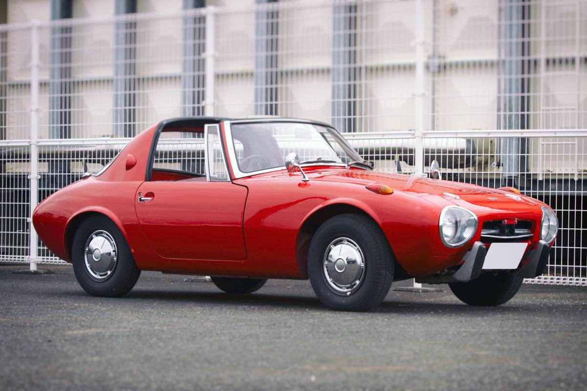 スバル・ポルシェ以外の水平対向エンジン車