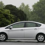 隣のクルマが小さく見えます ポリシーはあるのか Cmから開発者のコメントまで あからさま な対決姿勢を繰り広げたクルマたち 自動車情報 ニュース Web Cartop