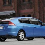 隣のクルマが小さく見えます ポリシーはあるのか Cmから開発者のコメントまで あからさま な対決姿勢を繰り広げたクルマたち 自動車情報 ニュース Web Cartop