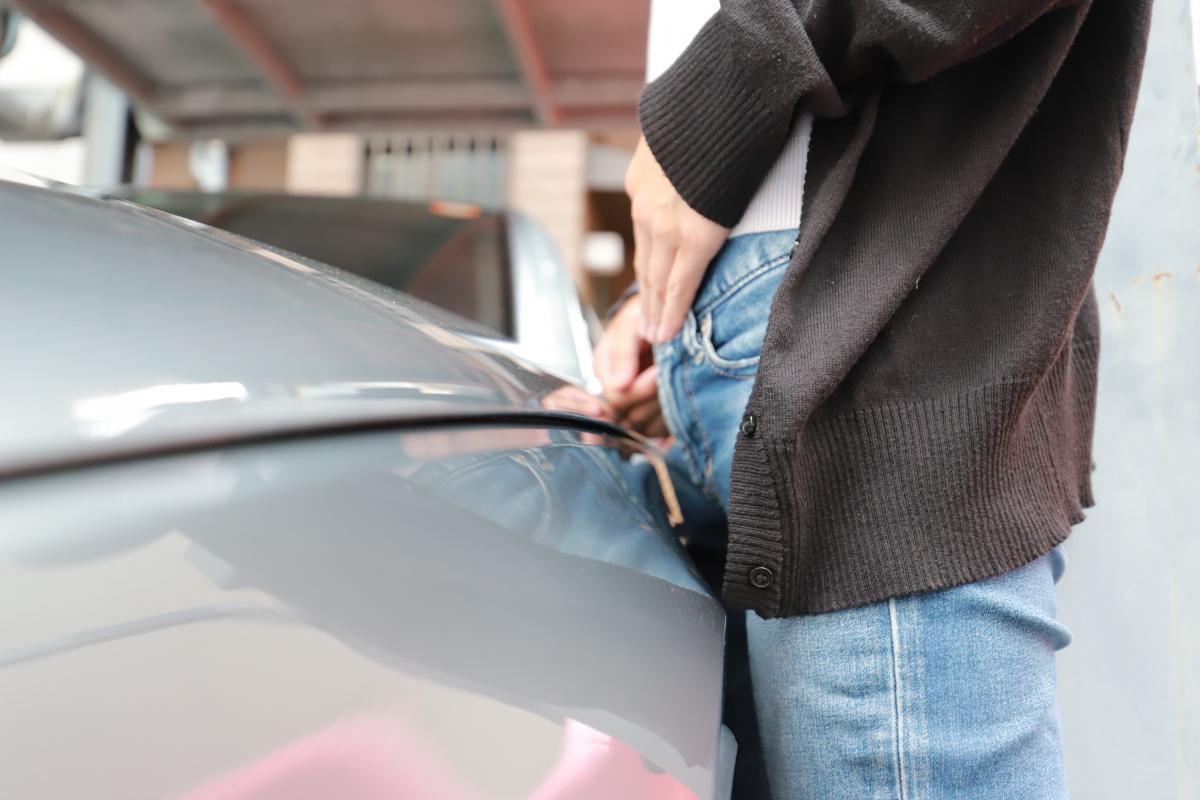 クルマ好き 半泣き 乗り慣れていない 同乗者 が無意識にやりがちなng行為５選 自動車情報 ニュース Web Cartop