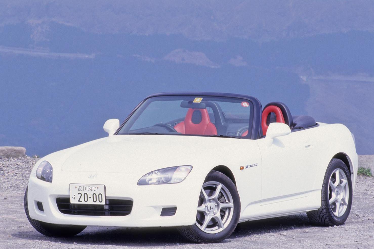 ホンダS2000前期型のフロントスタイリング