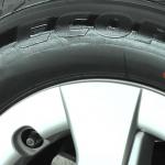 【画像】新品なのになんの印？　タイヤの横にある「黄色」や「赤色」の点の意味とは 〜 画像10