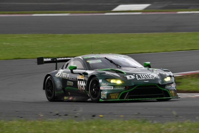 画像ギャラリー 激速レース車と市販車ベース車が混在 超一流ドライバーからアマチュアまで参戦する ｓ耐 が面白すぎると評判だった 画像24 自動車情報 ニュース Web Cartop