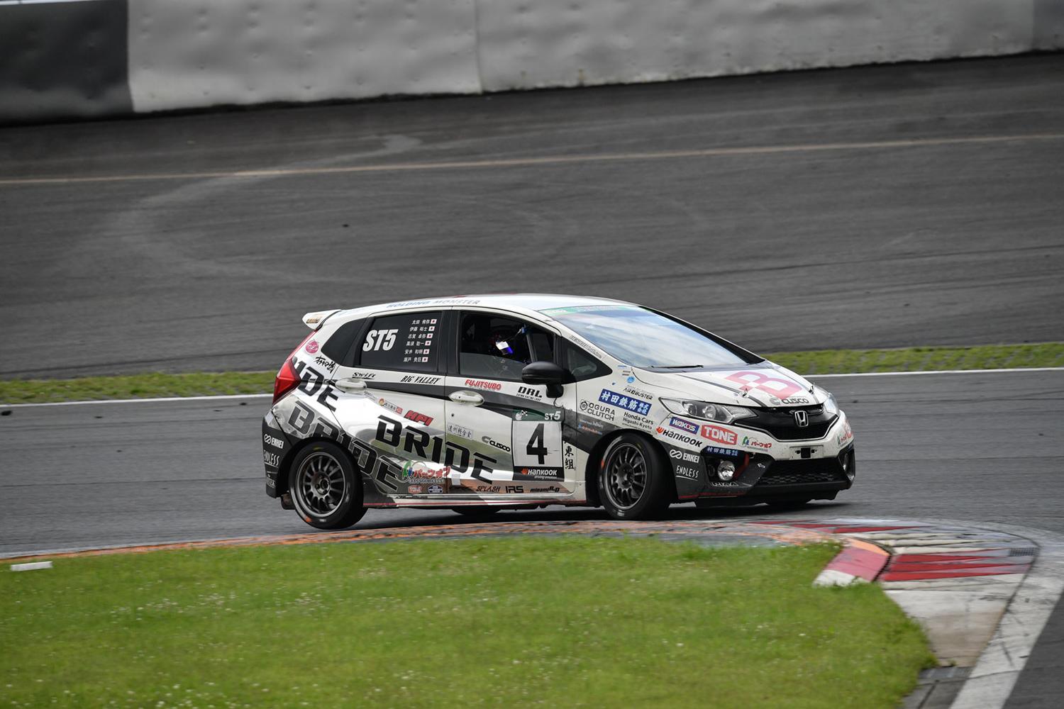 激速レース車と市販車ベース車が混在 超一流ドライバーからアマチュアまで参戦する ｓ耐 が面白すぎると評判だった 自動車情報 ニュース Web Cartop 2ページ目