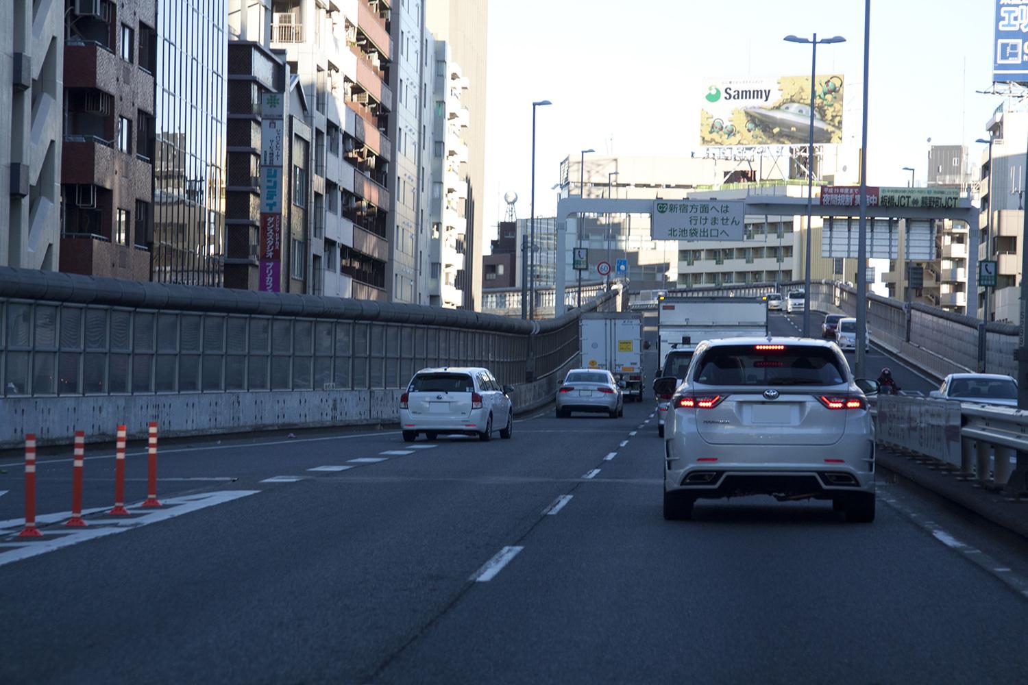 Acc のせいというウワサも 高速でやたら ブレーキランプ が連灯するクルマを見かけるワケ 自動車情報 ニュース Web Cartop Acc のせいというウワサも 高速でやたら ブレーキランプ が連灯するクルマを見かけるワケ 自動車情報 ニュース Web Cartop