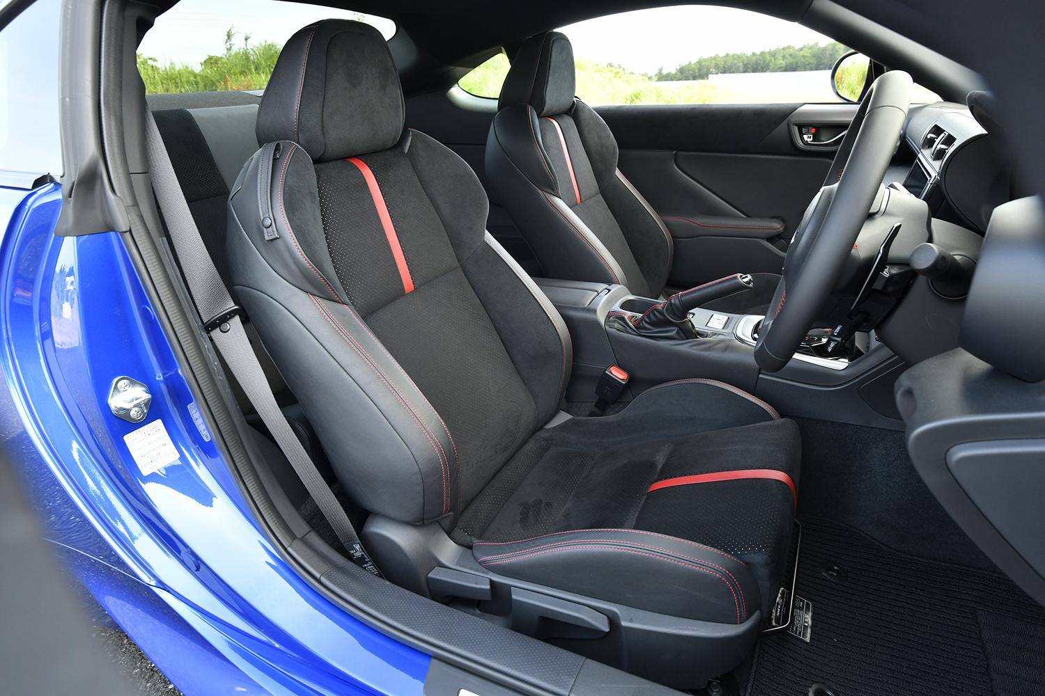 バリバリのスポーツモデルなのに家族から文句が出ない 走りが忘れられない 世帯持ち男子 が乗るべき５台のクルマ 写真5 Goo 自動車