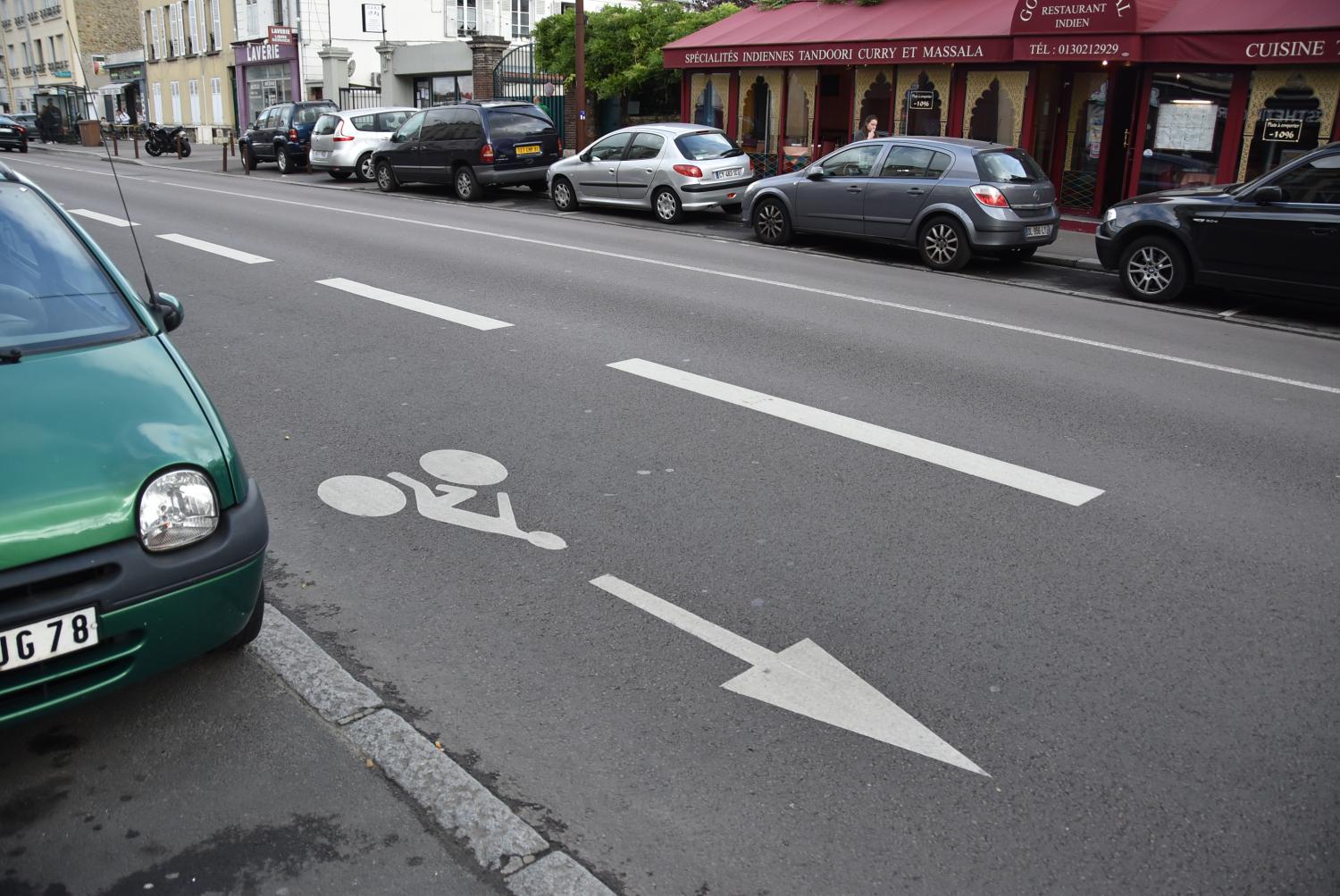 駐車の際、フランスでは他車にぶつけるのが普通というイメージは事実か 〜 画像4