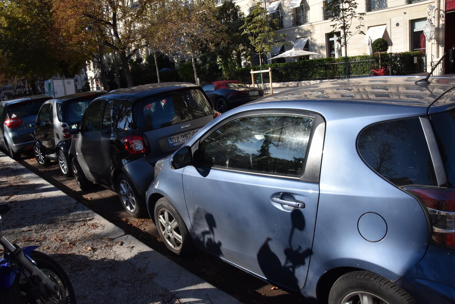 駐車の際、フランスでは他車にぶつけるのが普通というイメージは事実か 〜 画像9