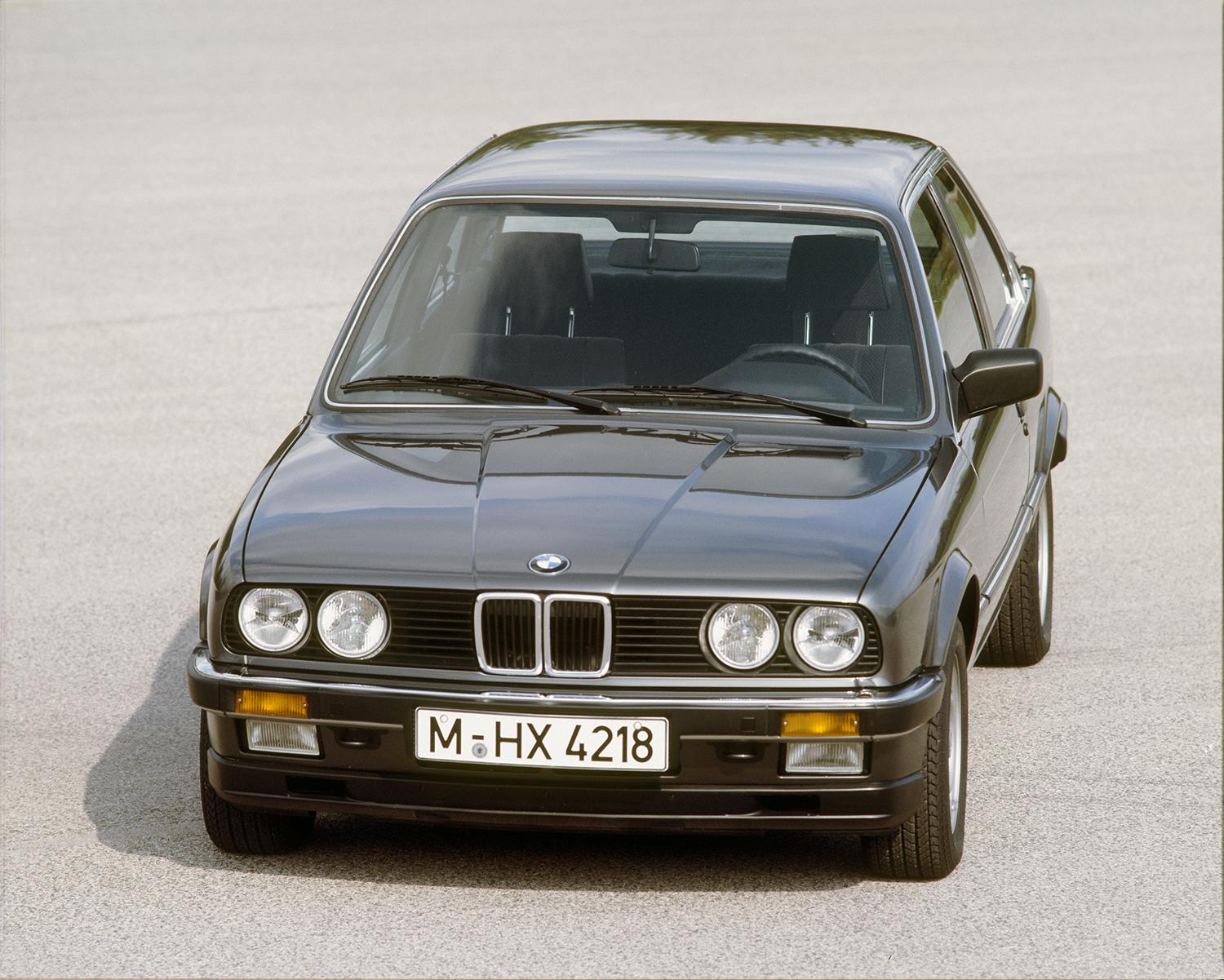 BMW 3シリーズフロントビュー（E30） 〜 画像4