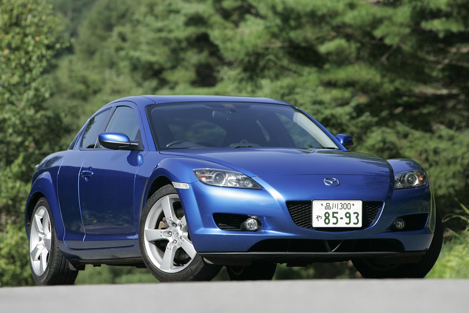 マツダRX-8のフロントスタイリング