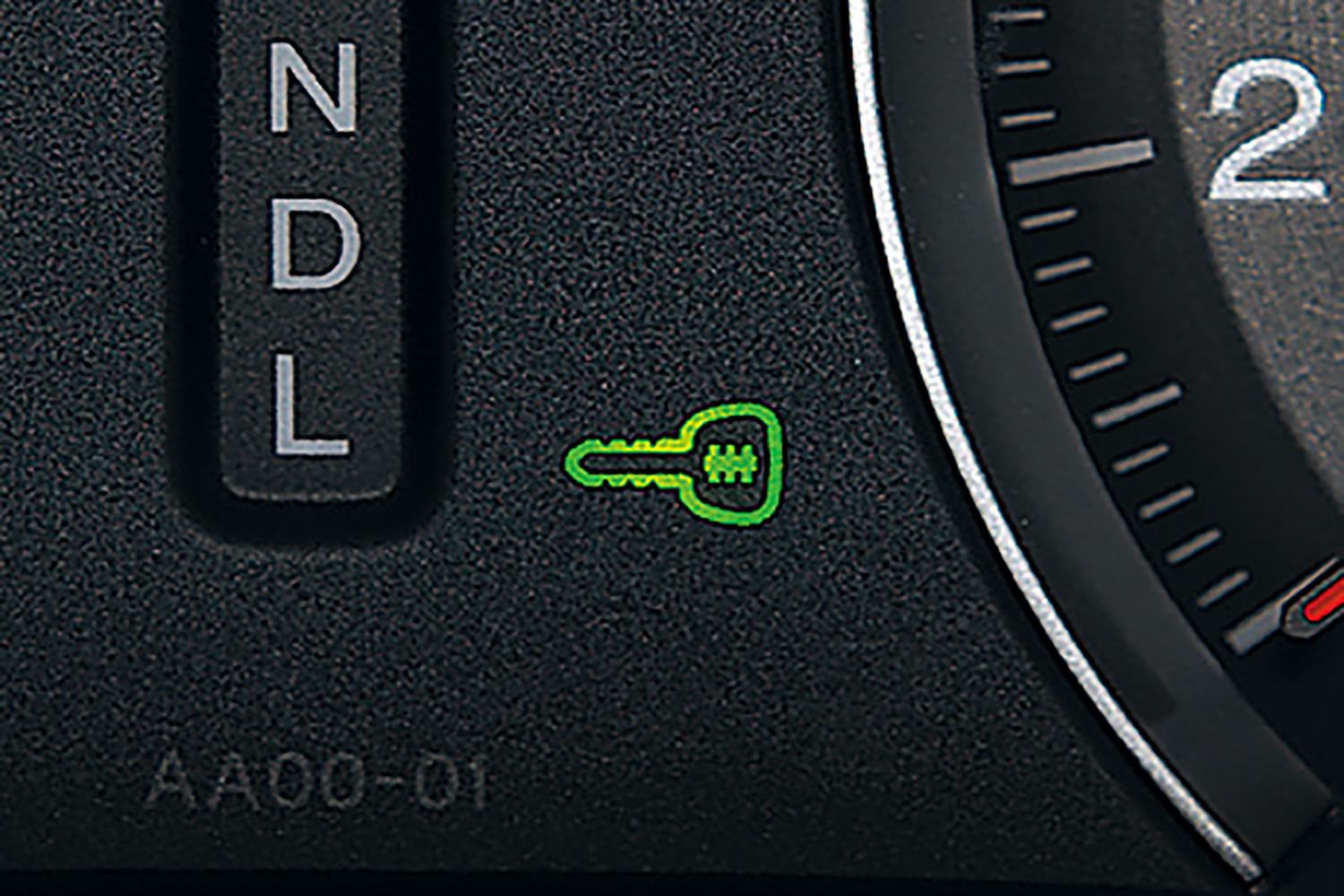 防犯カメラも無視 わずか5分で盗む 大胆 になっていくイマドキ自動車盗難と対策 自動車情報 ニュース Web Cartop 防犯カメラも無視 わずか5分で盗む 大胆 になっていくイマドキ自動車盗難と対策 自動車情報 ニュース Web Cartop