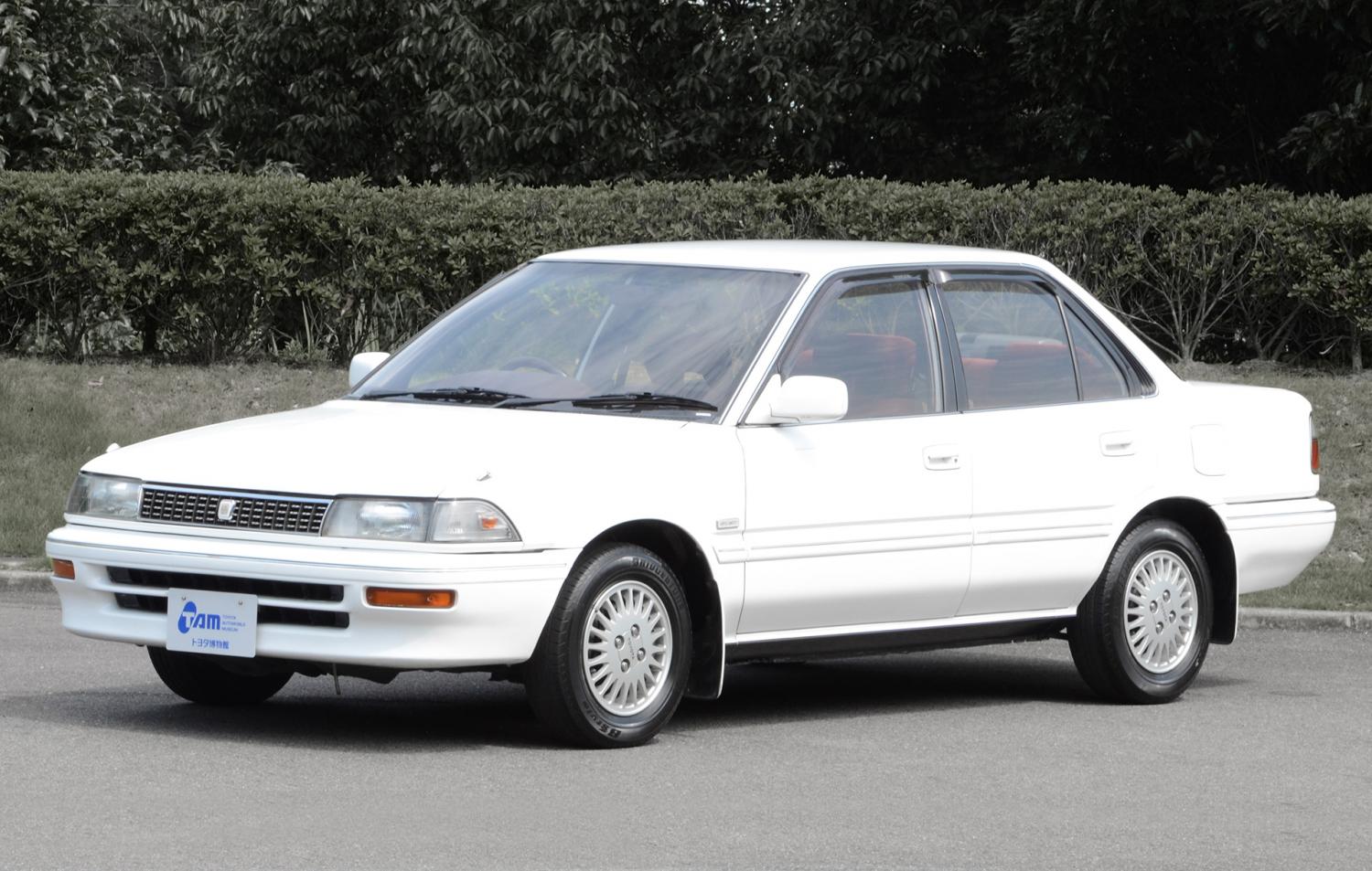 1990年に登場したトヨタ・カローラ 〜 画像6