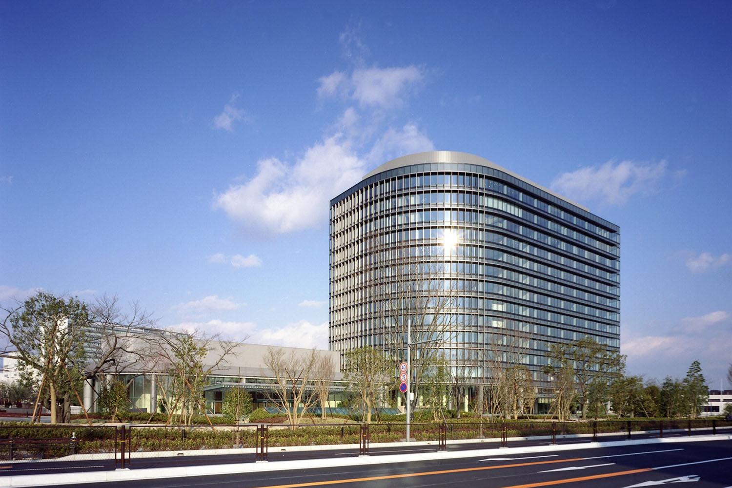 国内販売台数2・3位はスズキ&ダイハツ! 株式時価総額は日産とスズキがほぼ同列! 日本の自動車メーカー規模のいま