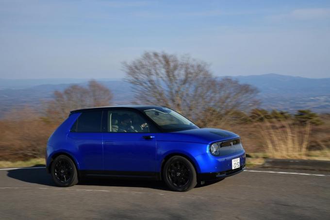 画像ギャラリー いまどき流行の ワンペダルドライブ 結構違う トヨタ快適ペダル 日産e Pedal ホンダ シングルペダル の３つを比較した 画像7 自動車情報 ニュース Web Cartop