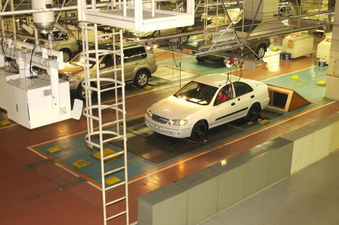超重要書類 完成検査終了証 完成したての新車が一定期間車検なしでナンバーが付けられる仕組みを解説 自動車情報 ニュース Web Cartop