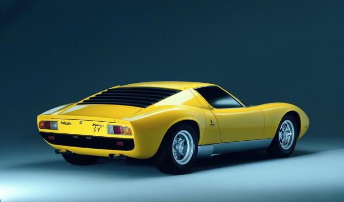 画像ギャラリー 車名は 牧場の名前 伝説のスーパーカー ランボルギーニ ミウラ とは何者なのか 画像15 自動車情報 ニュース Web Cartop 画像ギャラリー 車名は 牧場の名前 伝説のスーパーカー ランボルギーニ ミウラ とは何者なのか 画像15 自動車情報 ニュース Web Cartop