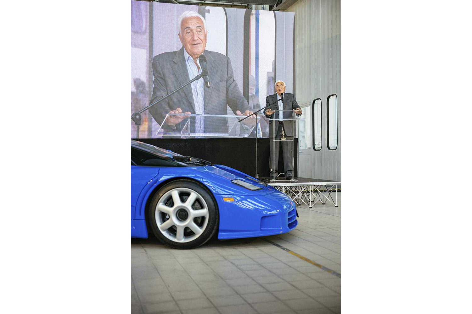 0km Hで手放し運転 さらにそこからフルブレーキング可能 ブガッティeb110伝説の衝撃 自動車情報 ニュース Web Cartop