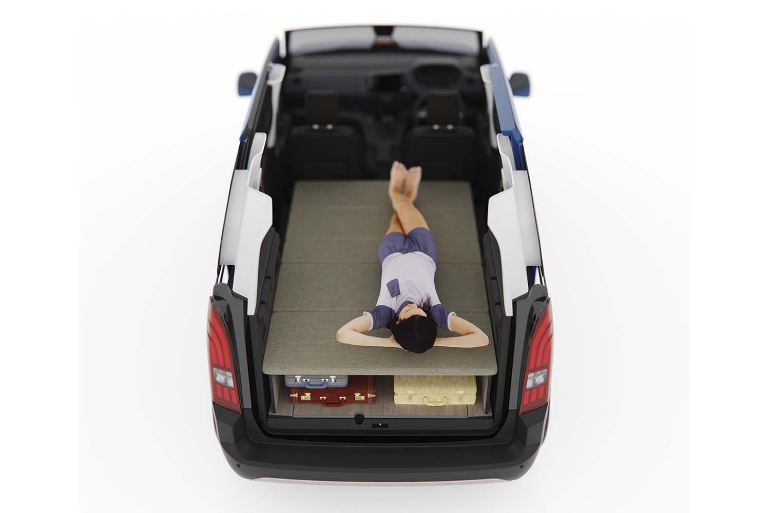 人気のフレンチmpvを無加工で車中泊仕様に プジョー リフター用 Agre アグレ ベッドキット 発売 自動車情報 ニュース Web Cartop