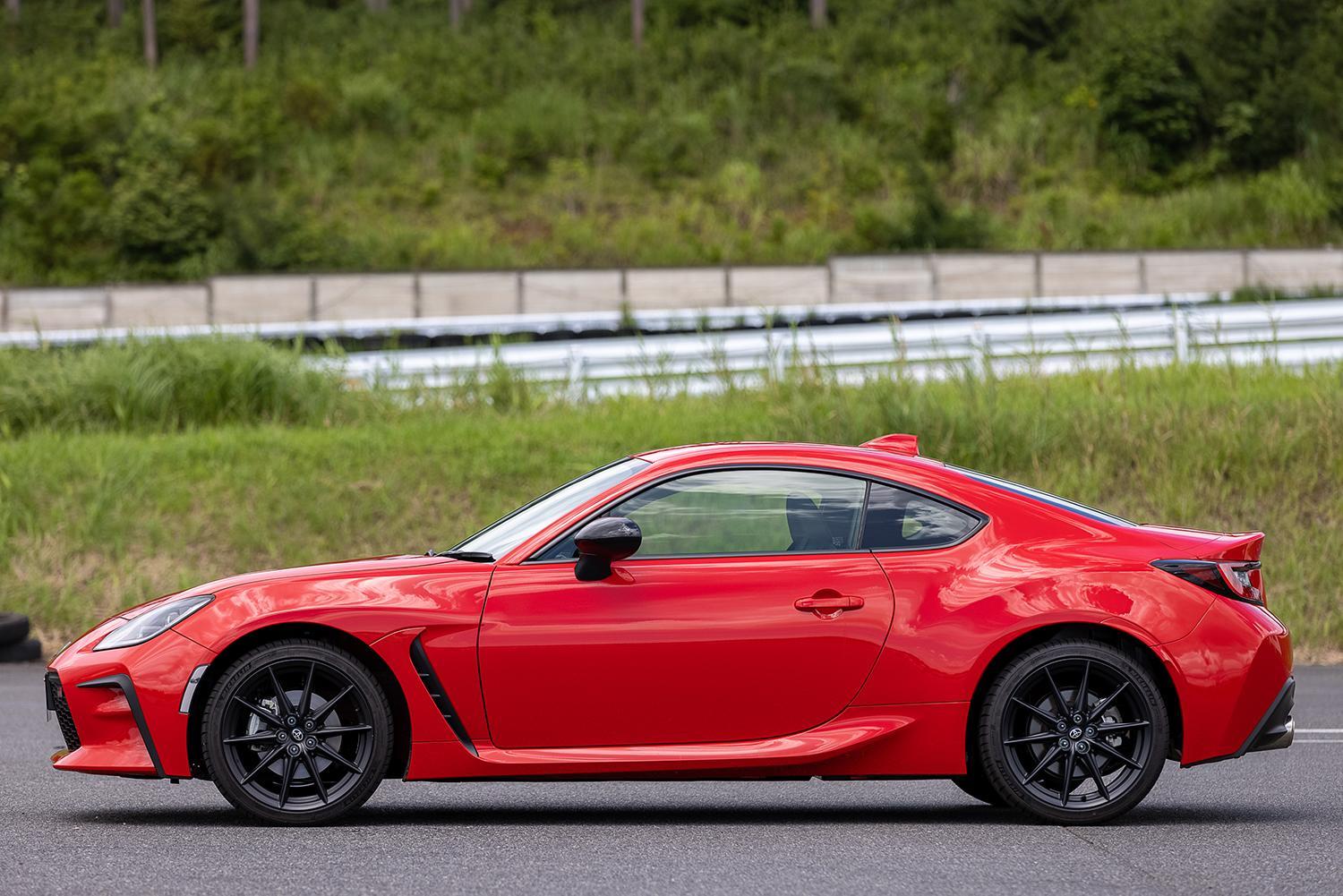 スポーツカーに ビビる 必要なし じつは新型86 Brzが女性にオススメの５つの理由 自動車情報 ニュース Web Cartop