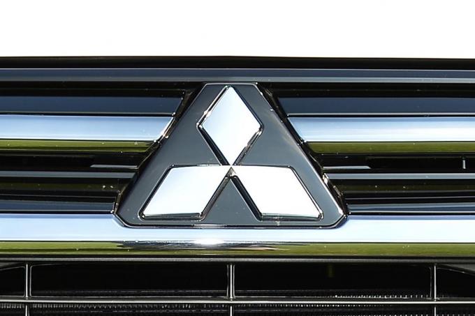 画像ギャラリー フェラーリとポルシェの 馬 は同じ馬 ロータスの蓮は仏教から 面白すぎるメーカーエンブレムの由来 画像7 自動車情報 ニュース Web Cartop 画像ギャラリー フェラーリとポルシェの 馬 は同じ馬 ロータスの蓮は仏教から 面白すぎるメーカーエンブレムの由来 画像7 自動車情報 ニュース Web Cartop
