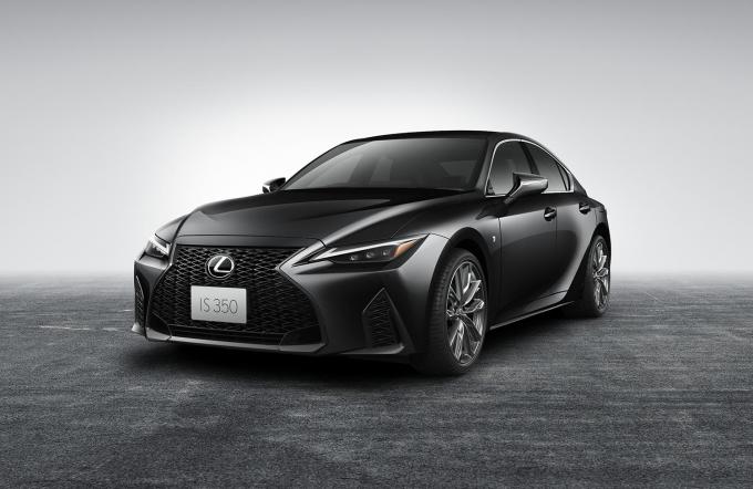 画像ギャラリー レクサスis F Sport に黒をテーマにした２台の特別仕様車を設定 通常モデルのisも一部改良で利便性を向上 画像10 自動車情報 ニュース Web Cartop