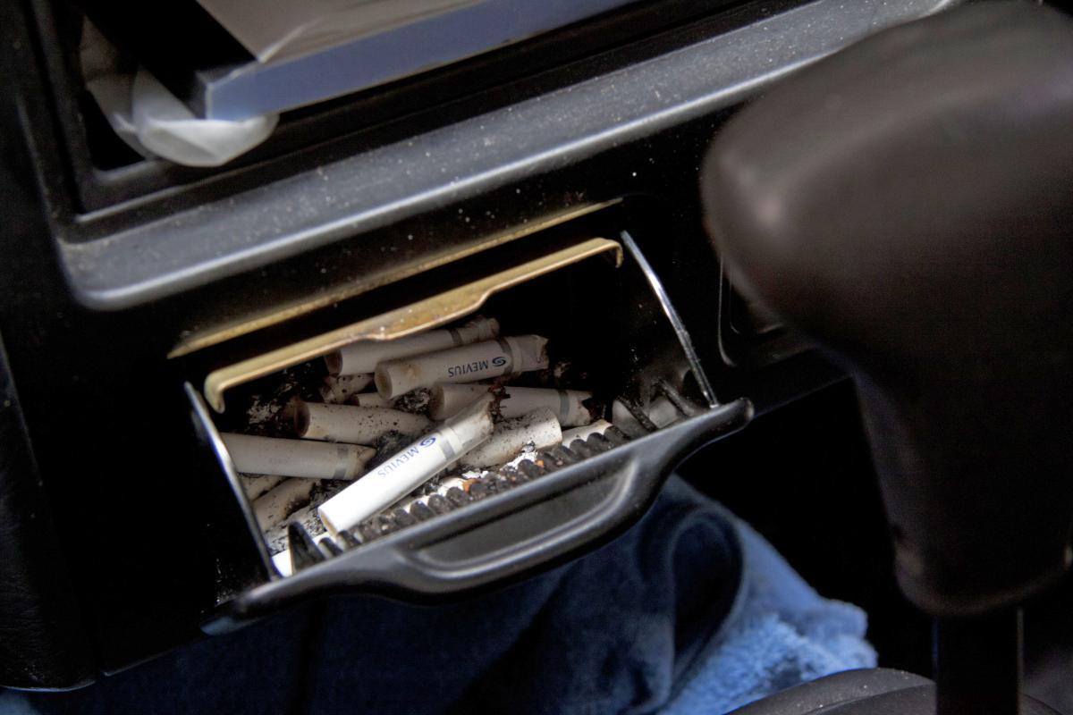 彼女のために車内をいい香りに で使う芳香剤は微妙 女性が本当に望むニオイとは 自動車情報 ニュース Web Cartop