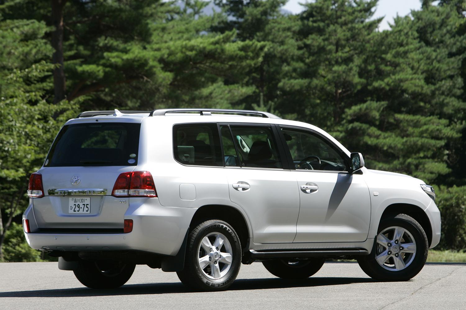 新型ランクル300系の納期は２年以上という異常事態 14年前の先代ランクル0系の時はどうだった 写真7 Goo 自動車