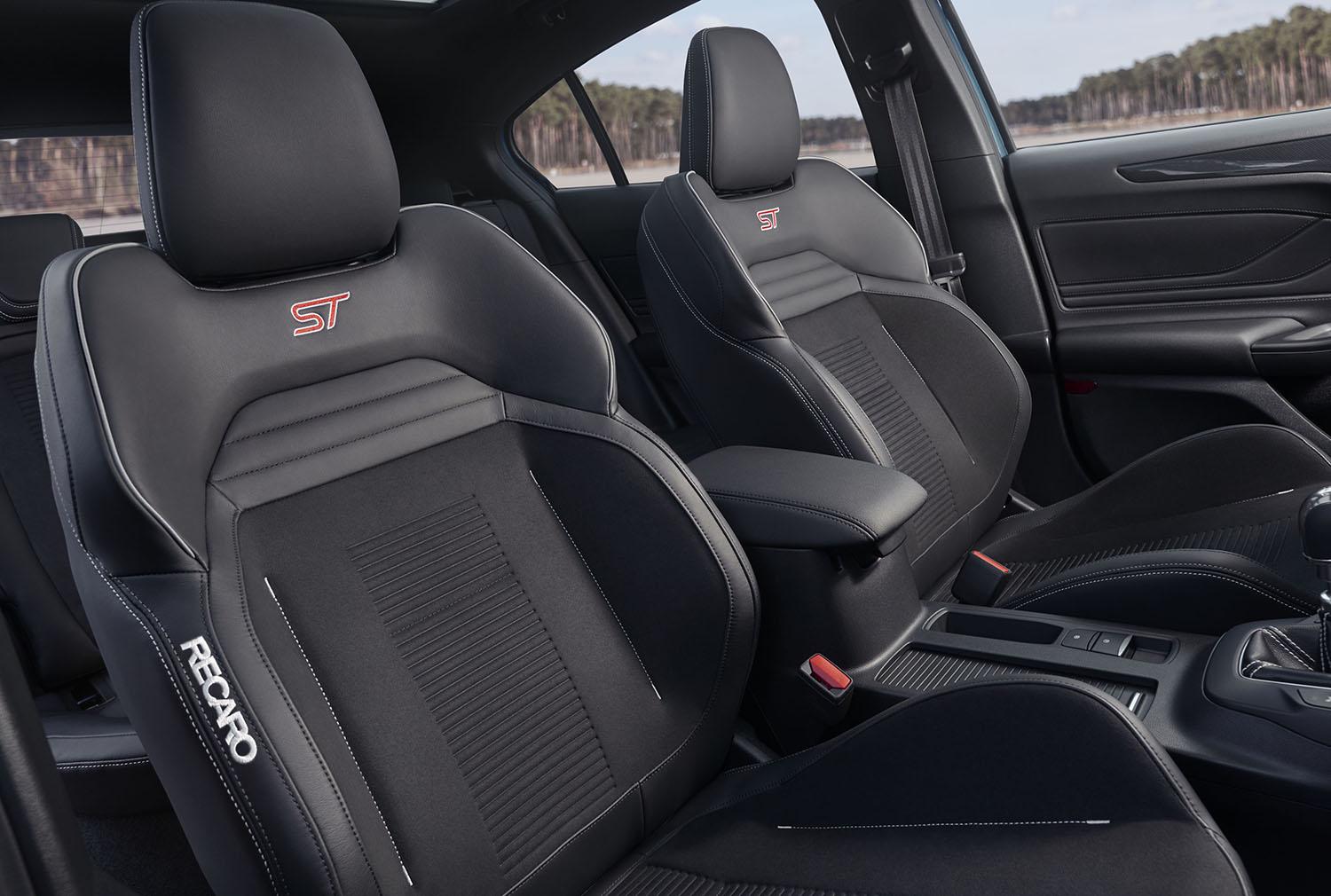 スポーツモデルの標準や純正op設定のシートが レカロだらけ な理由 自動車情報 ニュース Web Cartop 2ページ目
