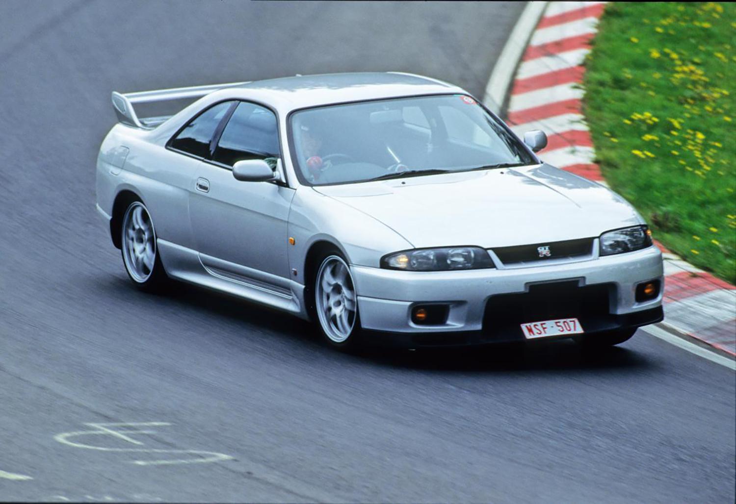 R33 が人気なワケ