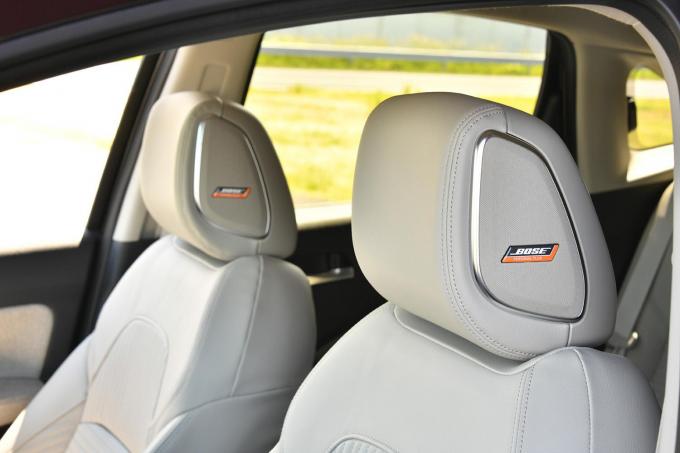 画像ギャラリー 定番のリヤドアスピーカーもサブウーファーも採用せず それでもノートオーラの Bose を元プロミュージシャンが絶賛するワケ 画像9 自動車情報 ニュース Web Cartop