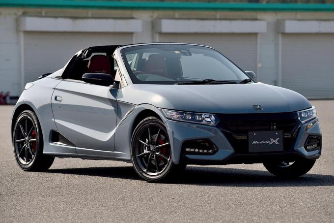 画像ギャラリー マツダ がメルセデス ベンツもbmwもポルシェもホンダも動かした ライバルを見ると ロードスター の偉大さに圧倒される 画像12 自動車情報 ニュース Web Cartop