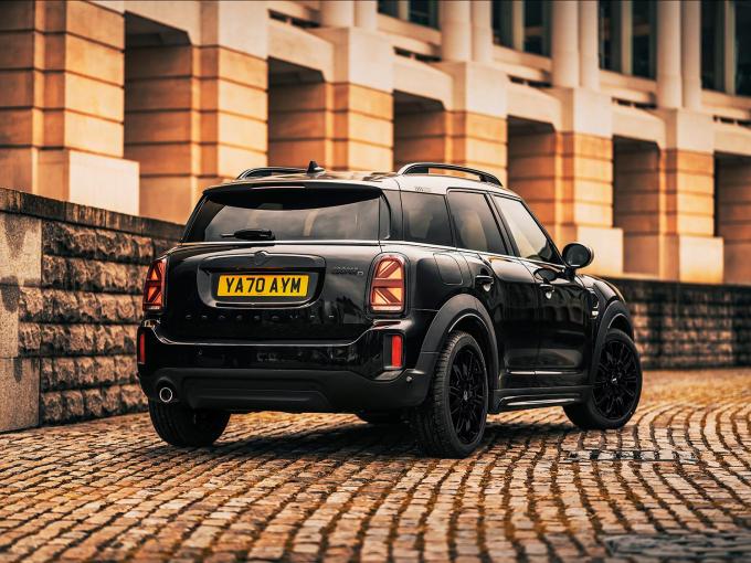 画像ギャラリー 大人な ブラック が輝く特別仕様車 Mini Crossover Shadow Editionが登場 画像7 自動車情報 ニュース Web Cartop 画像ギャラリー 大人な ブラック が輝く特別仕様車 Mini Crossover Shadow Editionが登場 画像7 自動車情報 ニュース Web Cartop