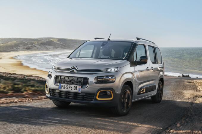 ロングボードもまるっと飲み込むシトロエン ベルランゴがサーフブランドとコラボ 特別仕様車 サーフエディション バイ リップカール が登場 自動車情報 ニュース Web Cartop