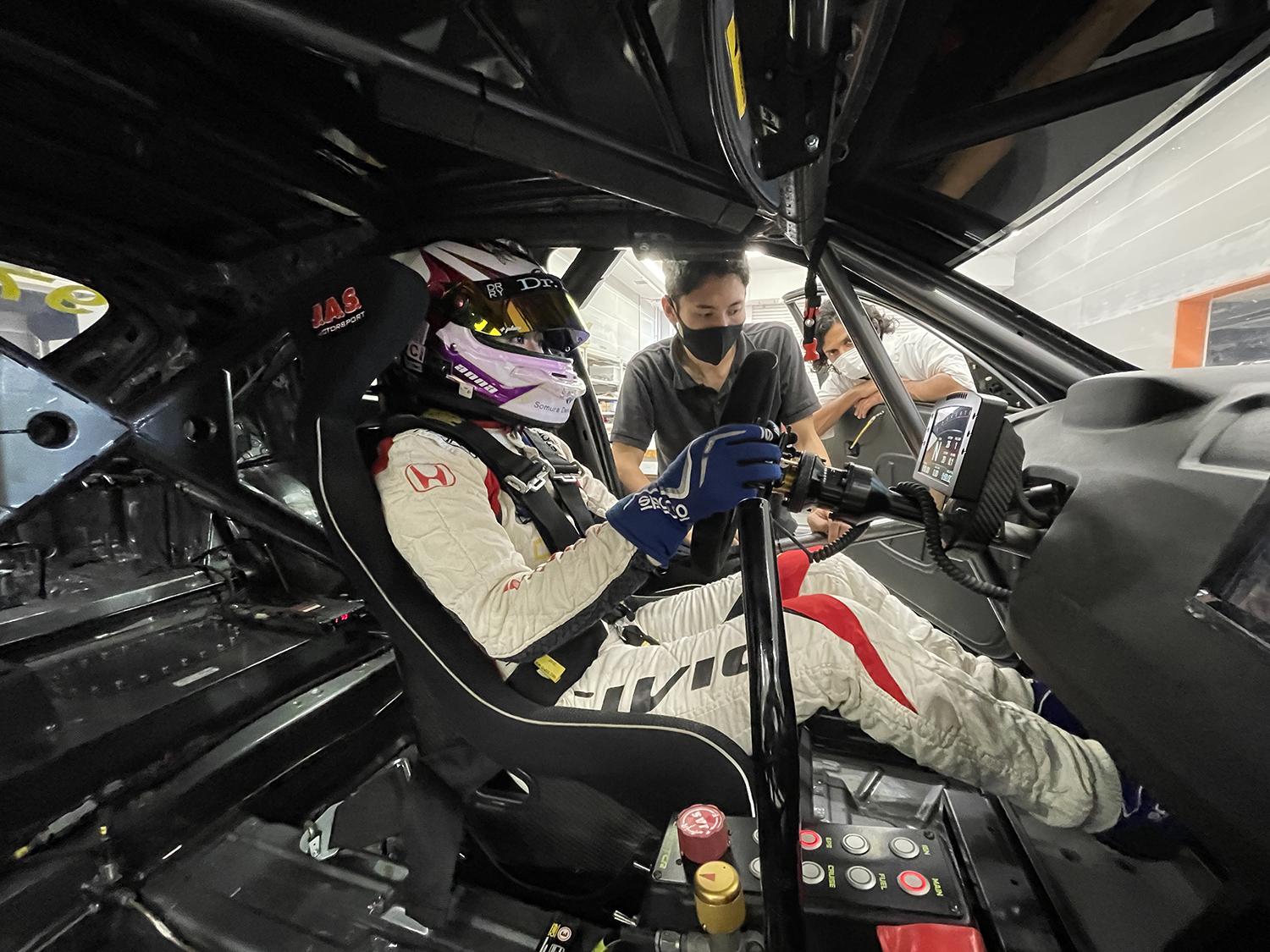 女子レーサー猪爪杏奈がTCRジャパンにシビックで出場！