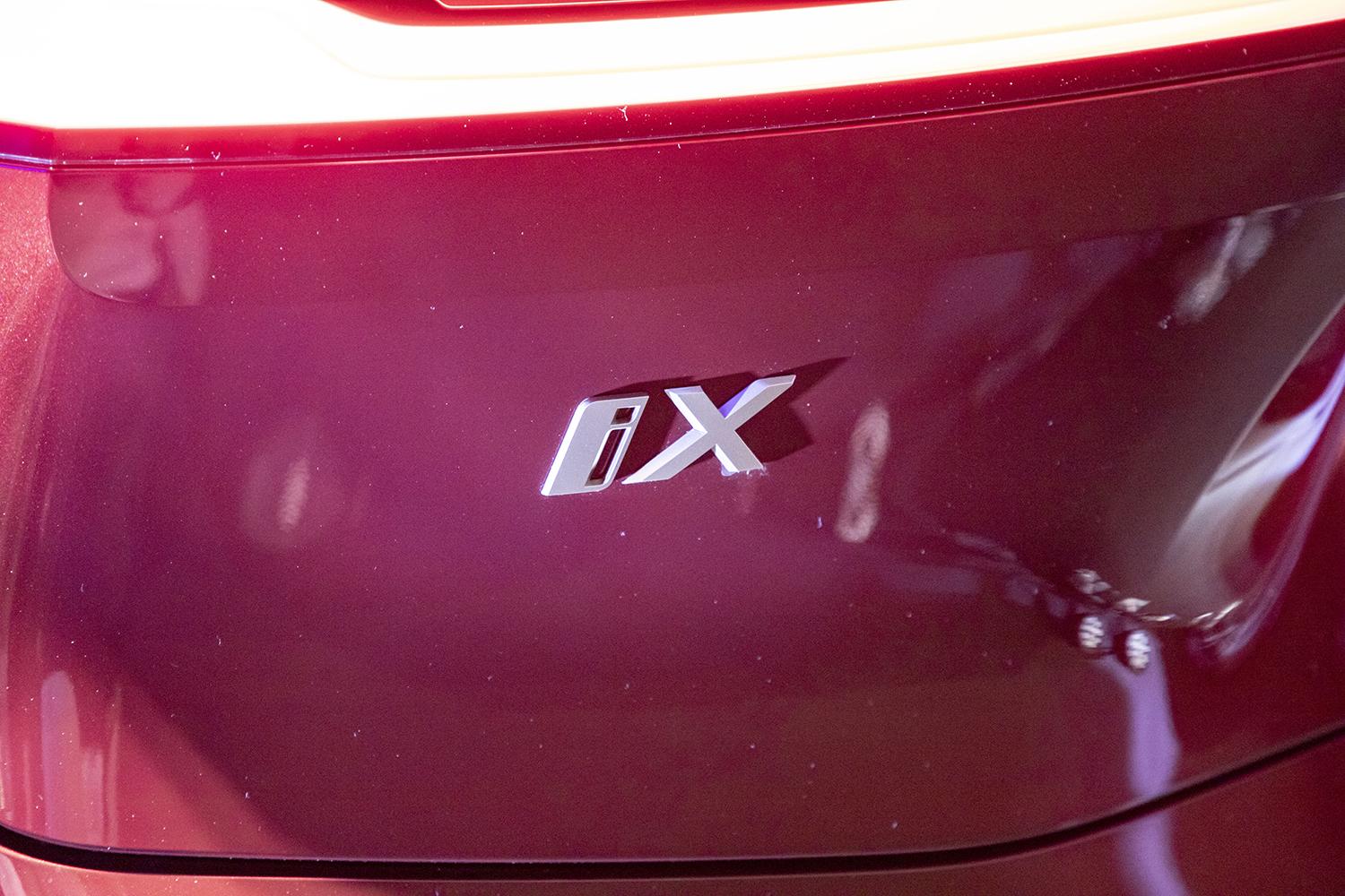 電気自動車のiXとiX3を披露して発売開始 〜 画像24