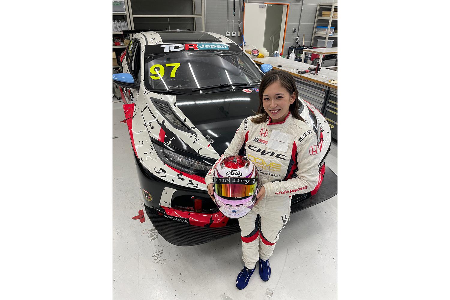 女子レーサー猪爪杏奈がTCRジャパンにシビックで出場！