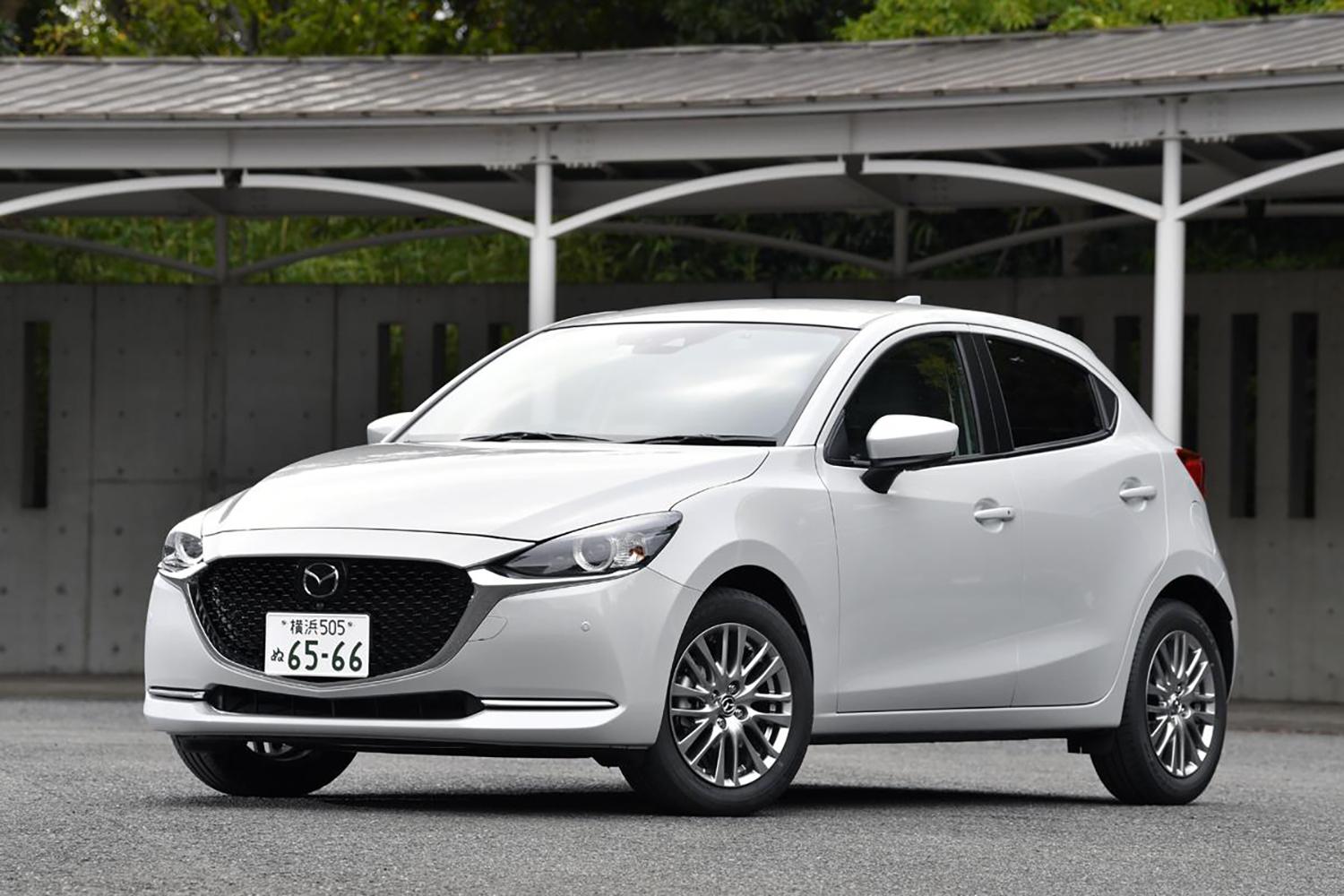 MAZDA2全体