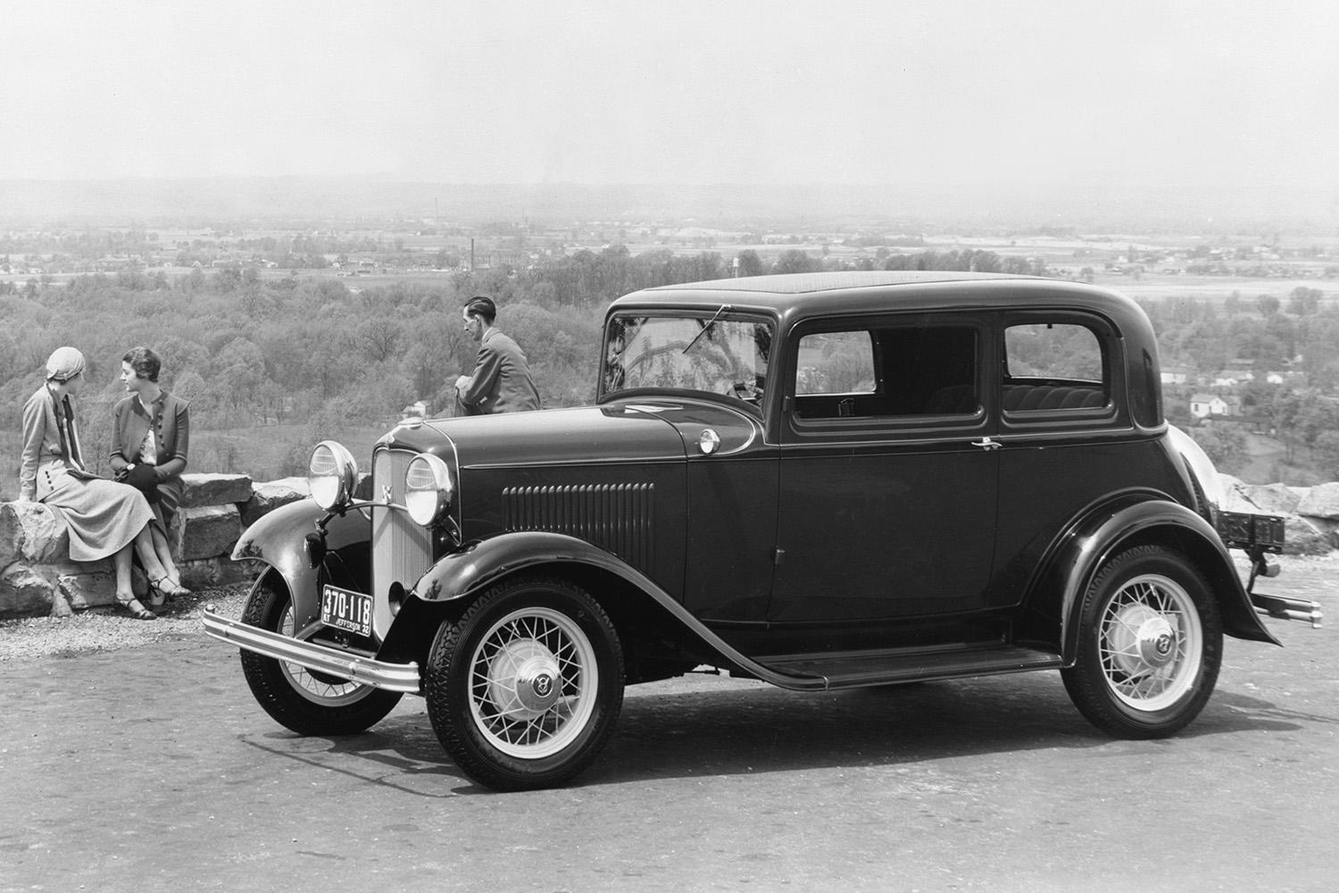 1932-Ford-Victoria-2-door-model-B190-neg-57283-12